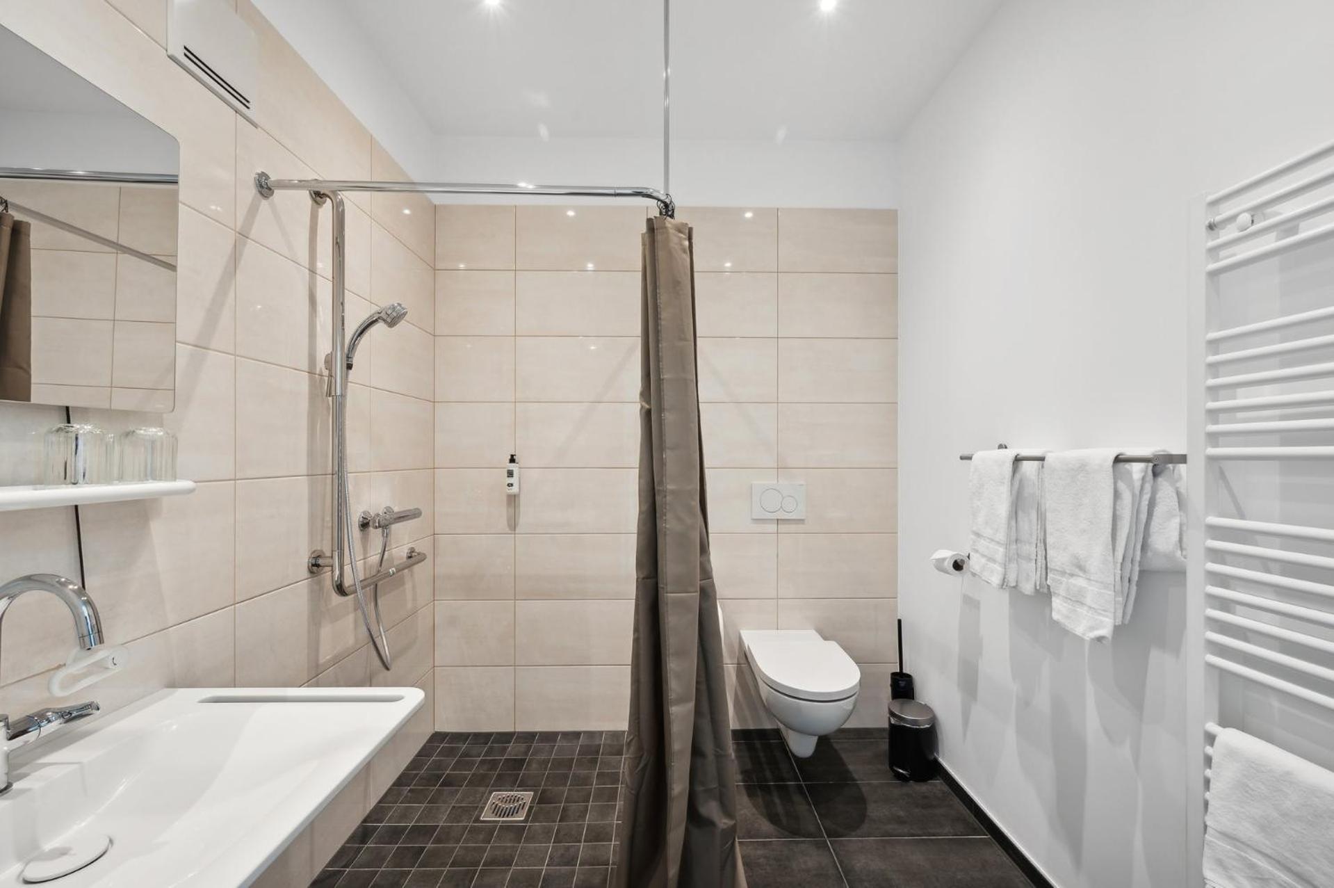Home And Coliving Bonn I Aparthotel Екстер'єр фото